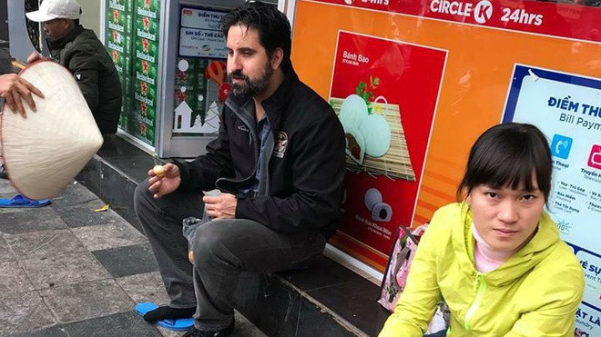 Triệu tập gã đánh giày, cô bán bánh ‘chặt chém’ khách nước ngoài với giá 'cắt cổ' Ảnh 2