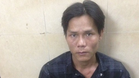 Tài xế taxi liều mình lao thẳng xe chặn tên cướp tài sản của nữ du khách nước ngoài Ảnh 2