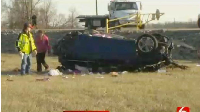 Cậu nhóc 7 tuổi liều lĩnh ăn cắp xe hơi rồi tự lái để tới gặp mẹ Ảnh 2