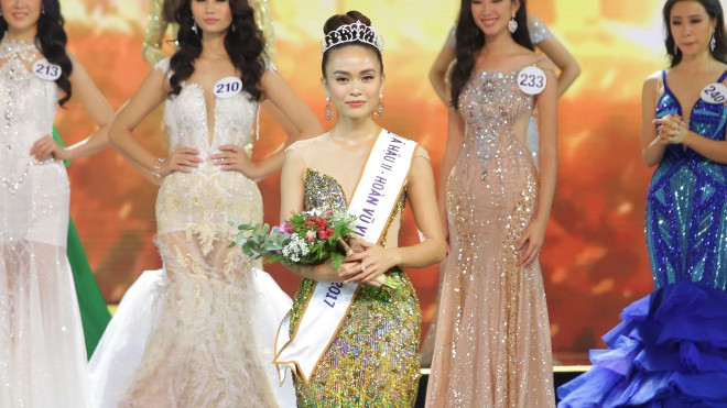 Đây là động thái đầu tiên của Mâu Thủy sau khi đoạt Á hậu 2 HHHV Việt Nam 2018! Ảnh 2