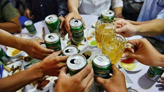 Hà Tĩnh nghiêm cấm cán bộ say rượu, bia trong dịp Tết Nguyên đán Ảnh 2