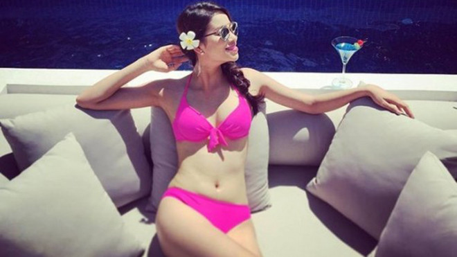 Khó ai bì kịp Phạm Hương, để tóc tết diện áo dài hay bikini đều đẹp 'xuất thần'! Ảnh 2