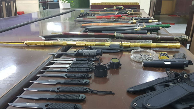 Triệt phá kho vũ khí cung cấp cho giang hồ giữa trung tâm Sài Gòn Ảnh 2