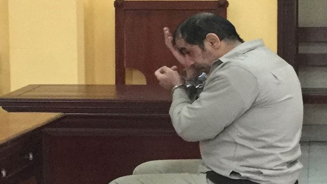 'Tây ba lô' trộm đồng hồ trăm triệu lĩnh 12 tháng tù Ảnh 2