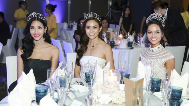 H’Hen Niê từng thầm thì với chiếc vương miện Hoa hậu Hoàn Vũ Việt Nam là hãy về đội của mình! Ảnh 2