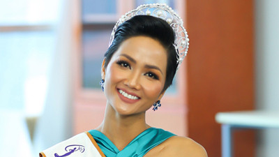 H'Hen Niê mở lại trang cá nhân sau hơn 1 tuần đăng quang HHHV Việt Nam Ảnh 2