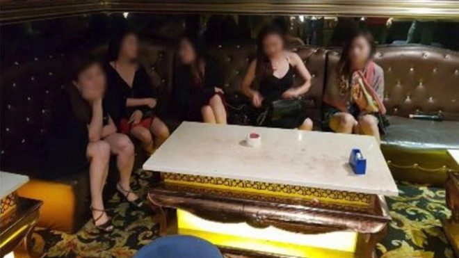 7 phụ nữ Việt bị bắt vì dùng ma túy, khỏa thân ở Singapore Ảnh 2