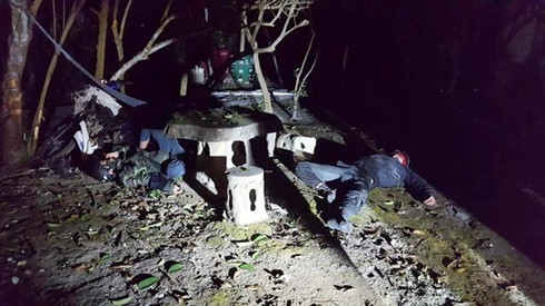 Hai thanh niên nghi là 'cẩu tặc' gặp tai nạn bất tỉnh trên đường bỏ chạy Ảnh 2