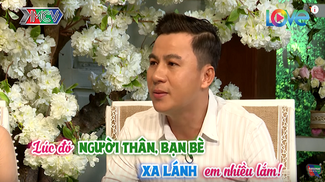 Chàng trai trắng tay bị bạn bè, người thân xa lánh, chỉ có bạn gái vẫn bên cạnh khích lệ động viên Ảnh 2