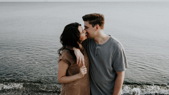 Chỉ có những cô gái không tự tin vào bản thân mới đi ghen với người yêu cũ của bạn trai Ảnh 2