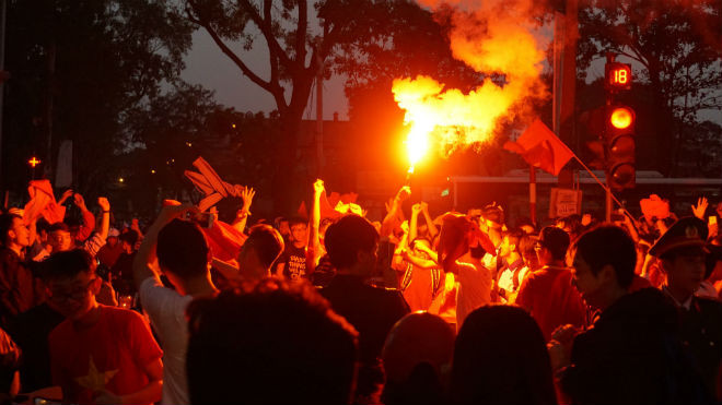 Kỳ tích lại xuất hiện, fan nổ tung vì Việt Nam xuất sắc chiến thắng trên loạt đá luân lưu Ảnh 2