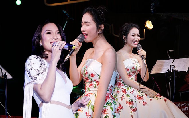 Hoà Minzy cover 'Người hãy quên em đi' của Mỹ Tâm cực lạ, nhưng không may lại quên lời Ảnh 2