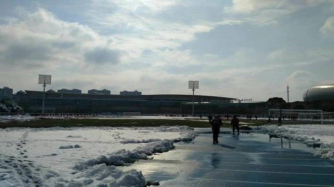 Chung kết U23 Việt Nam - Uzbekistan: Thời tiết ở Thường Châu hửng nắng, sân vận động được thu dọn tuyết Ảnh 2