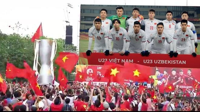 Clip: Cúp tự chế được CĐV 'rước' lên sân khấu cổ vũ U23 Việt Nam Ảnh 2