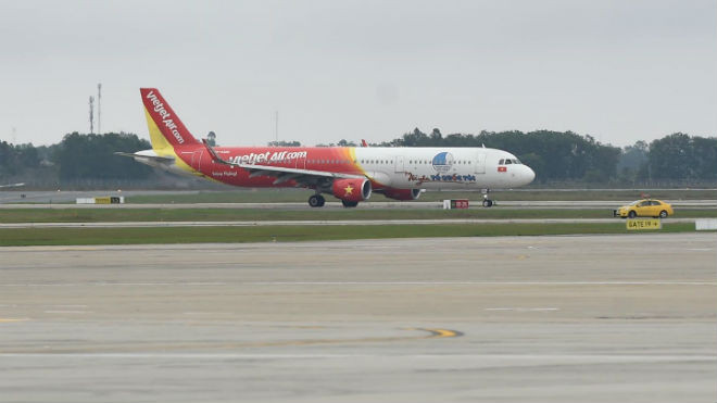 Màn trình diễn bikini của Vietjet Air trên chuyên cơ đón U23 Việt Nam: Bê bối Ảnh 2