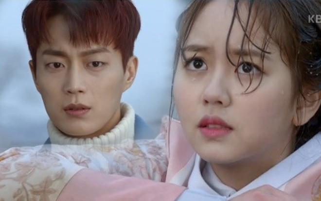 'Radio Romance': Kim So Hyun lao xuống hồ nước lạnh buốt mùa đông để lay động Doo Joon Ảnh 2