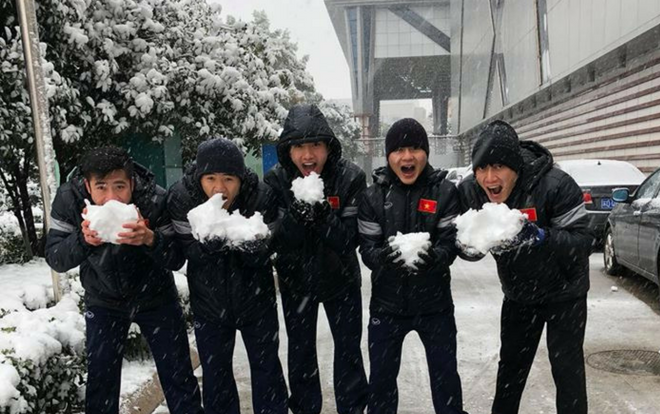 Muốn đẹp chuẩn 'soái ca' phải diện mũ len cực cool như tuyển U23 Việt Nam Ảnh 2