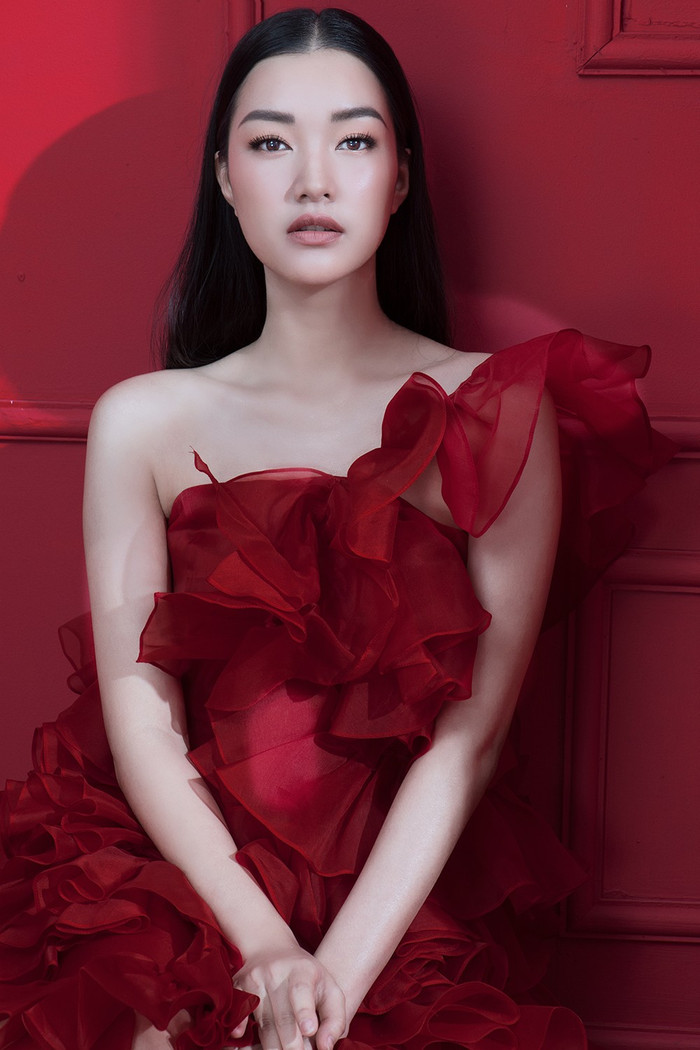 MYAN - Chị em muốn xinh như nàng thơ nên mua váy hoa vintage
