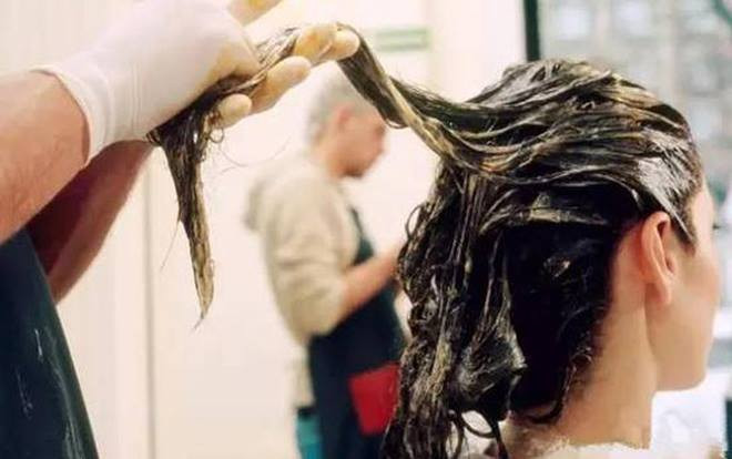 'Hí hửng' đi làm tóc đẹp đón Tết, người phụ nữ nhận cái kết không ngờ Ảnh 2