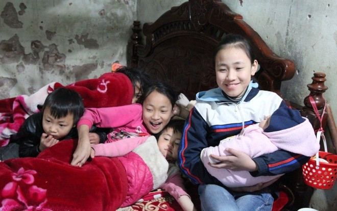 Cặp vợ chồng 29 tuổi sinh sòn sòn 8 đứa con: ‘Gia đình tôi chưa bao giờ mua cành đào, cây quất đón Tết’ Ảnh 2