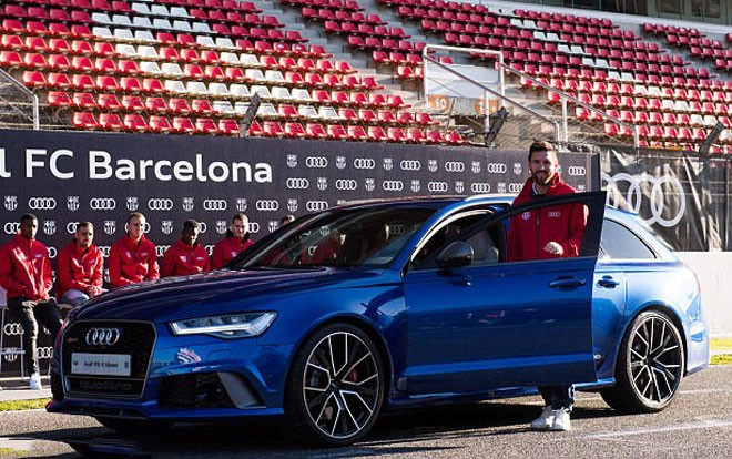 Sướng như dàn sao Barca khi nhận món quà 'khủng' từ hợp đồng đặc biệt Ảnh 2