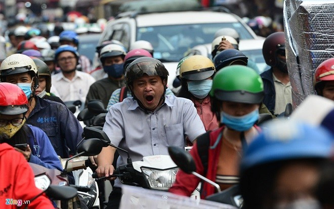 Khắp các tuyến đường Sài Gòn kẹt xe những ngày giáp Tết Ảnh 2