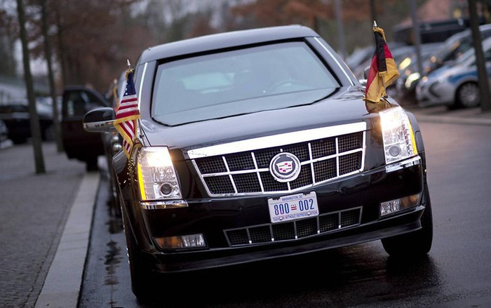 Đột nhập siêu xe 'quái thú' của Tổng thống Mỹ Donald Trump Ảnh 2