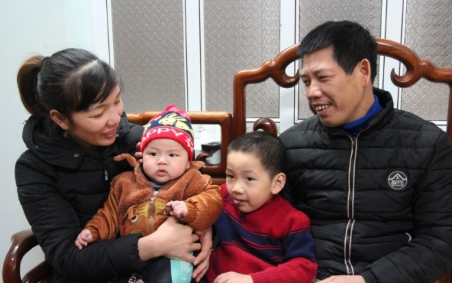 Cái Tết đầu tiên hạnh phúc bên cha mẹ của bé trai nặng 7,1kg kỷ lục ở Vĩnh Phúc Ảnh 2