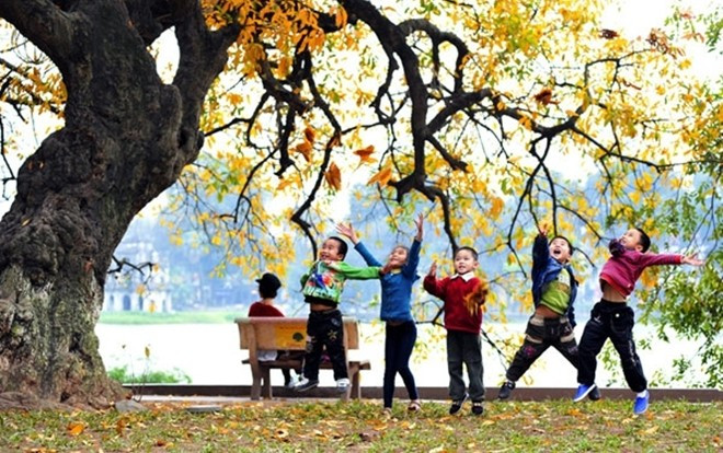 Hà Nội sắp đón nắng ấm, Tết Mậu Tuất nhiệt độ tăng cán mốc 25 độ C Ảnh 2
