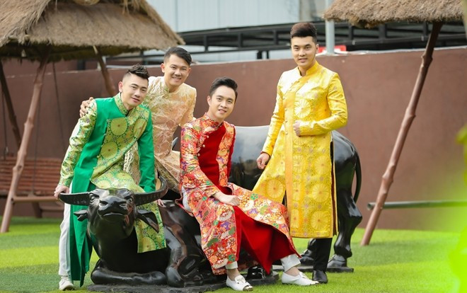 Ưng Hoàng Phúc bất ngờ tái ngộ nhóm 1088 trong bộ ảnh mừng xuân Ảnh 2