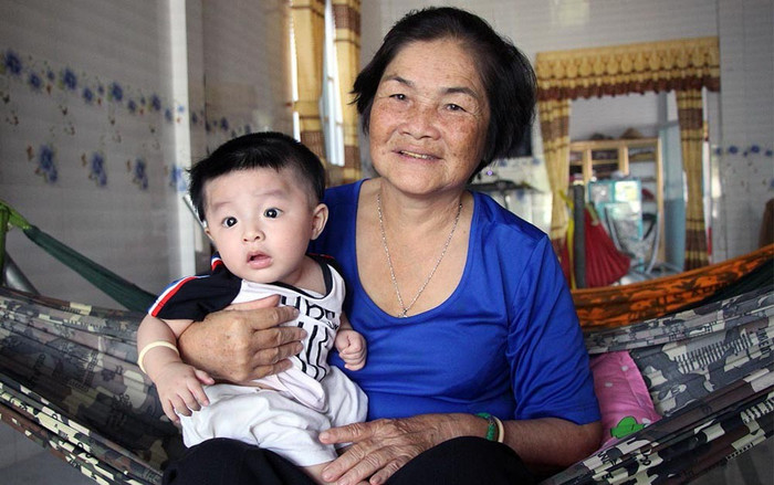 Kỳ lạ người phụ nữ ở miền Tây 4 ngày trúng 17 tờ vé số Ảnh 2