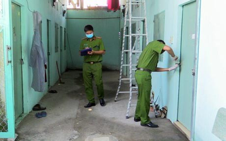 Gã chồng đâm chết vợ trong ngày mùng 1 Tết: Do tức giận khi thấy vợ nhắn tin với người đàn ông lạ Ảnh 2