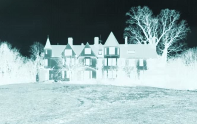 Ngôi nhà ma quái thách thức lòng can đảm bất cứ ai đặt chân tới Ảnh 2