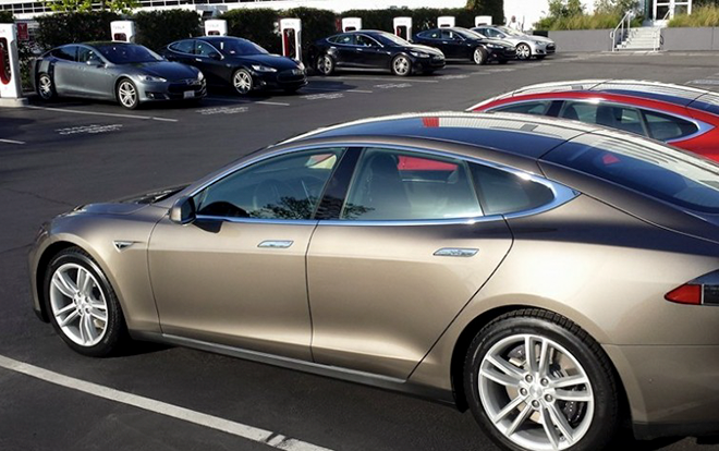 Mua ô tô trong năm 2018, ngoài giá xe bạn cần phải nắm rõ những loại phí này Ảnh 2