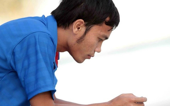 Cựu tiền vệ HAGL bị đối xử bạc bẽo: Mùng 5 nhận giấy thanh lý, mùng 7 giữ lại! Ảnh 2