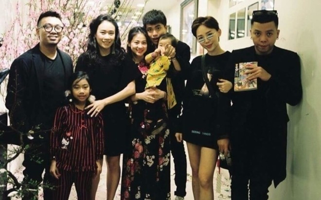 Tóc Tiên thân mật khoác tay Hoàng Touliver, ra mắt gia đình người yêu tin đồn? Ảnh 2