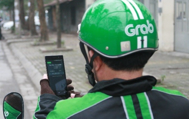 Tài xế GrabBike bị hành hung gãy 2 xương sườn, tràn dịch màng phổi Ảnh 2