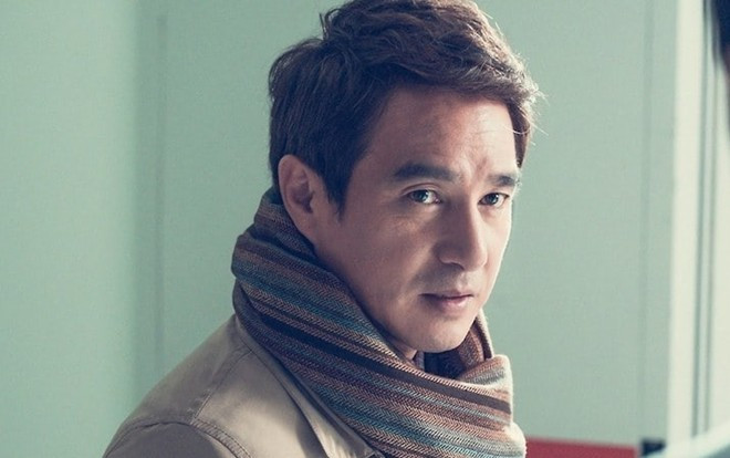 Hậu scandal quấy rối tình dục, Jo Jae Hyun bị ép 'chết sớm hơn' trong phim 'Cross' để cắt vai Ảnh 2