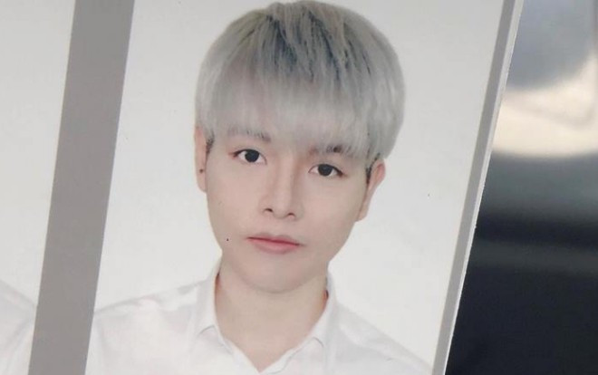 Khoe ảnh thẻ đẹp lung linh, Đức Phúc vui vẻ thú nhận 'tất cả nhờ photoshop' Ảnh 2