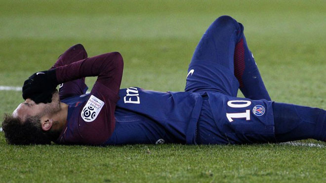 Sốc: Chấn thương của Neymar được… nhà tâm linh dự báo từ trước Ảnh 2