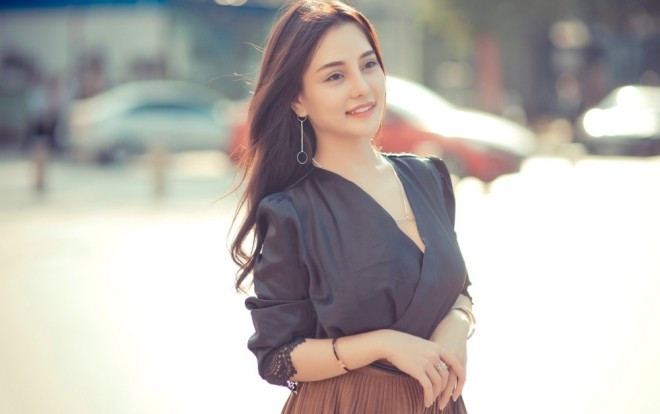 Không còn 'hở bạo', Mon 2k dịu dàng không ngờ ngày đầu năm Ảnh 2