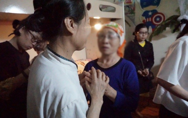 Người được bé Hải An hiến giác mạc: ‘Cảm ơn cháu đã tặng lại ánh sáng cho bà’ Ảnh 2