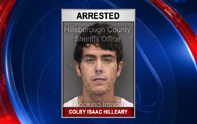 Hành khách nói 'máy bay bị không tặc', đấm vào mặt tiếp viên Ảnh 2