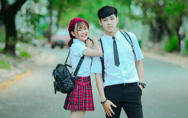 Hot girl 'Chạm khẽ tim U23 một chút thôi' ế vì đam mê làm phim triệu view Ảnh 2