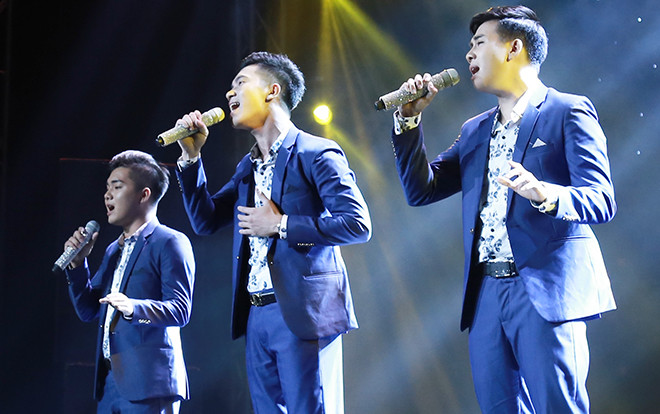 'Soái ca' công an, bác sĩ 'gây sốt' với chuyện tình yêu xưa và nay trên sân khấu Thần tượng Bolero Ảnh 2