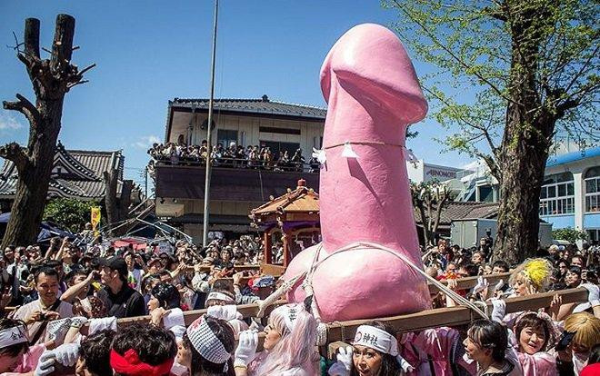Lễ hội rước dương vật thép ở Nhật Bản sắp đến rồi, bạn có định tham gia? Ảnh 2
