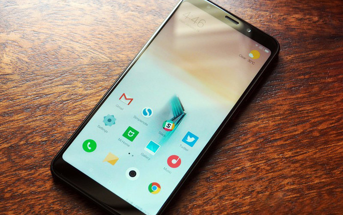 3 smartphone màn hình tràn viền, cấu hình 'khủng', giá tốt đang bán ở Việt Nam Ảnh 2