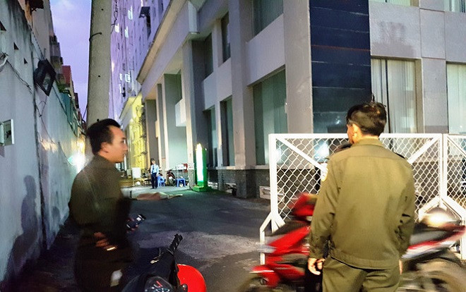 Rơi từ chung cư 15 tầng xuống đất, người đàn ông tử vong Ảnh 2