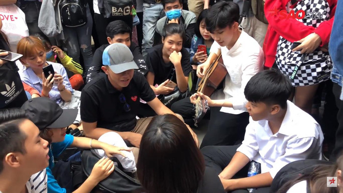 Thí sinh The Voice vui vẻ đồng ca hit 'Bốn chữ lắm' của Trúc Nhân Ảnh 2