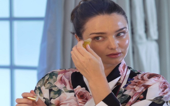 Bí kíp “mãi mãi tuổi 20′ của cựu thiên thần Victoria's Secret, Miranda Kerr Ảnh 2